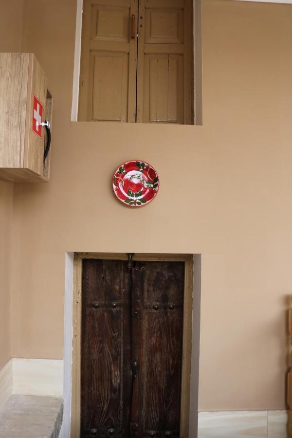 בוקורו Havas Guest House מראה חיצוני תמונה