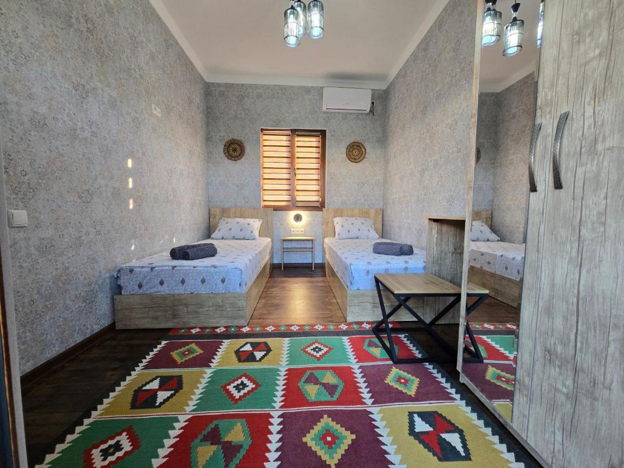 בוקורו Havas Guest House מראה חיצוני תמונה