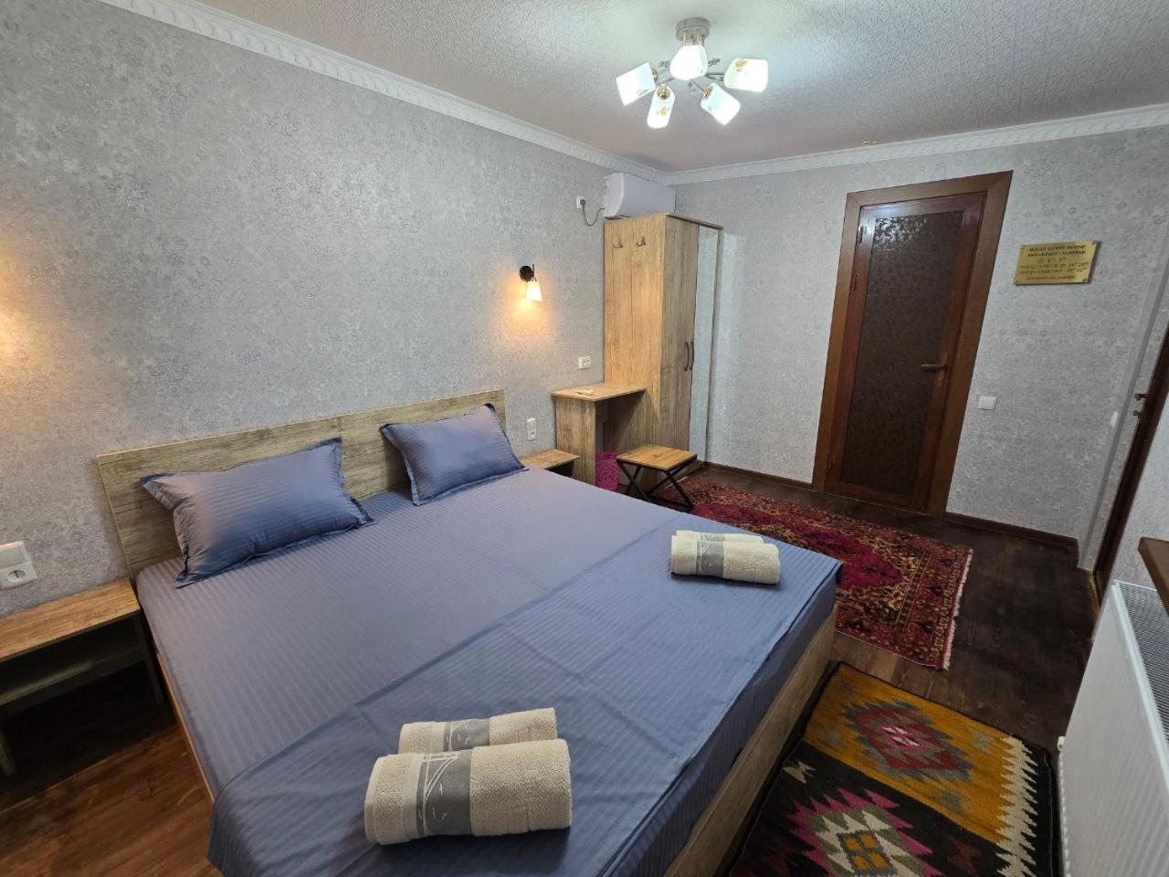 בוקורו Havas Guest House מראה חיצוני תמונה