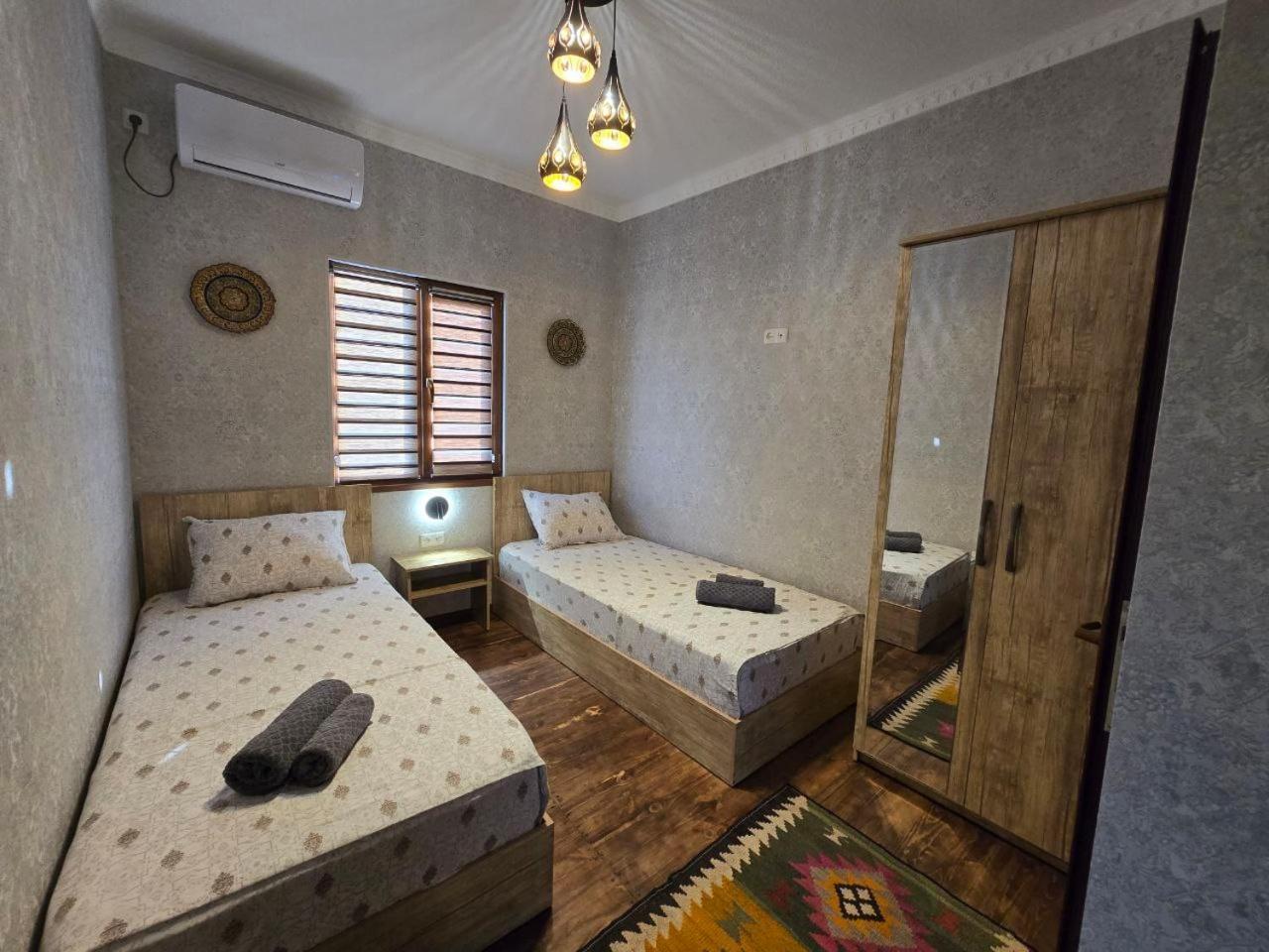בוקורו Havas Guest House מראה חיצוני תמונה
